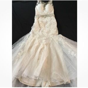Vintage Y2K Lace Wedding Gown Dress Fairycore Read